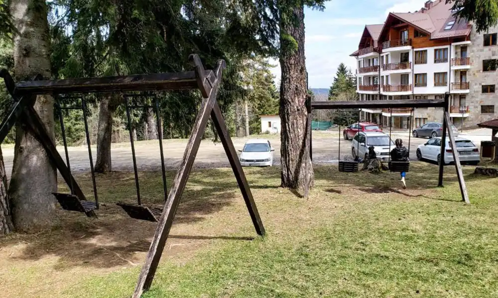 Semiramida Gardens Apart